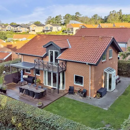 Thiokk - 500m From The Sea By Interhome
